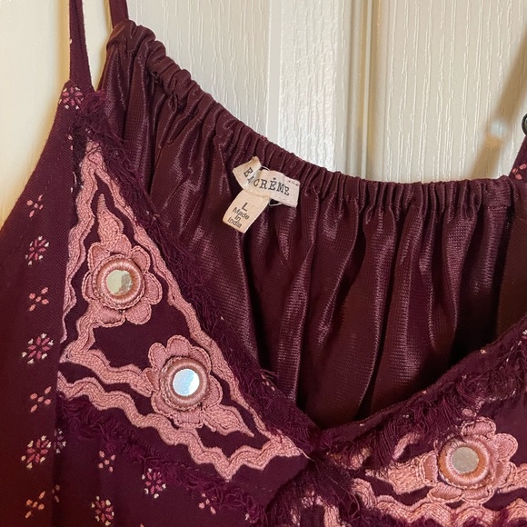 Burgundy mini dress with skinny straps - Picture 4 of 5